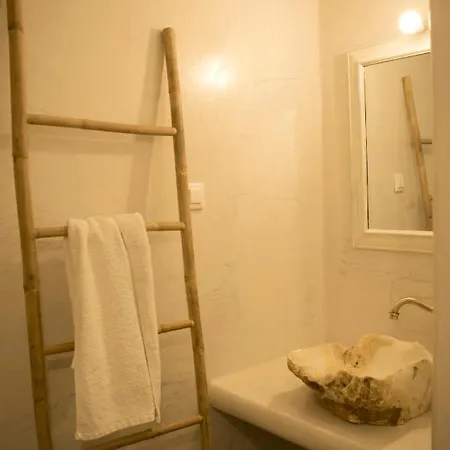 Traditional In Chora #3 *